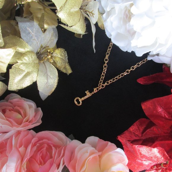 💖 PARISIAN LIGHTS BY VONELLE VINTAGE KEY CHARM WITH CRYSTALS – NWOT 💖 - Picture 8 of 16